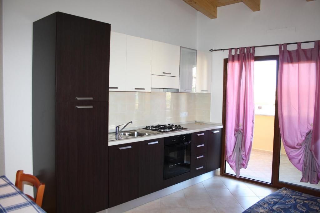 Appartamenti Ideal Isola Rossa  Habitación foto