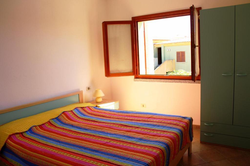 Appartamenti Ideal Isola Rossa  Habitación foto