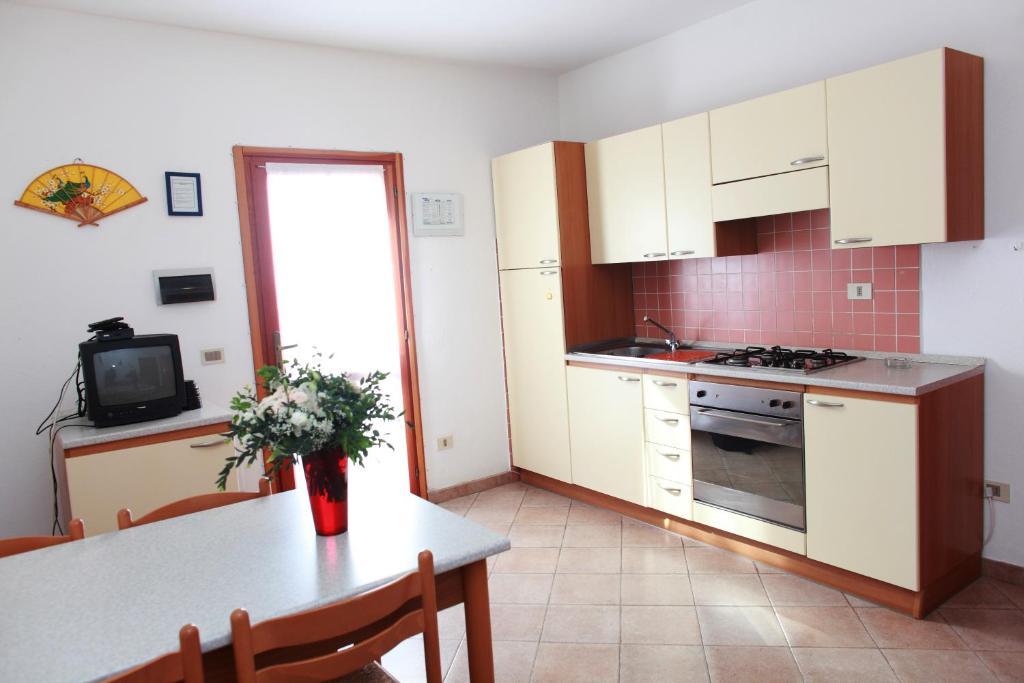 Appartamenti Ideal Isola Rossa  Exterior foto